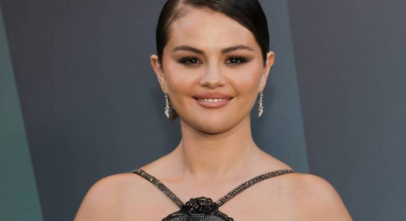 Íme Selena Gomez ritkán látott húga: a szőke Gracie teljesen más, mint nővére