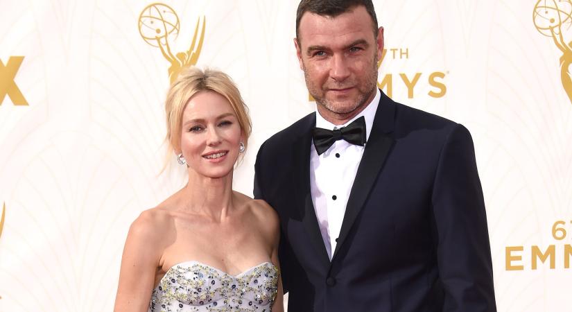 Transznemű nőként él Naomi Watts és Liev Schreiber 16 éves gyereke: Kai modellnek állt - fotók