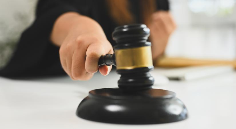 Hat év börtönre ítélték az élettársát vascsővel agyonverő szabolcsi férfit