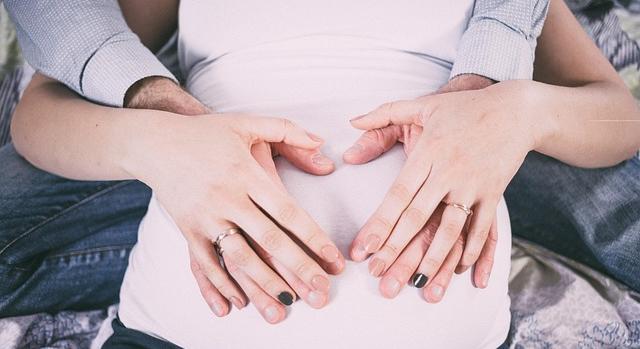 Továbbra is hálapénz és magánorvos kell a jó szülészeti ellátáshoz