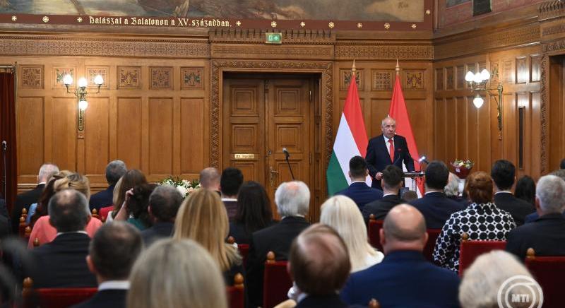 Sulyok Tamás: 15 éve megteremtettük a magyarság határokon átívelő egyesítésének lehetőségét