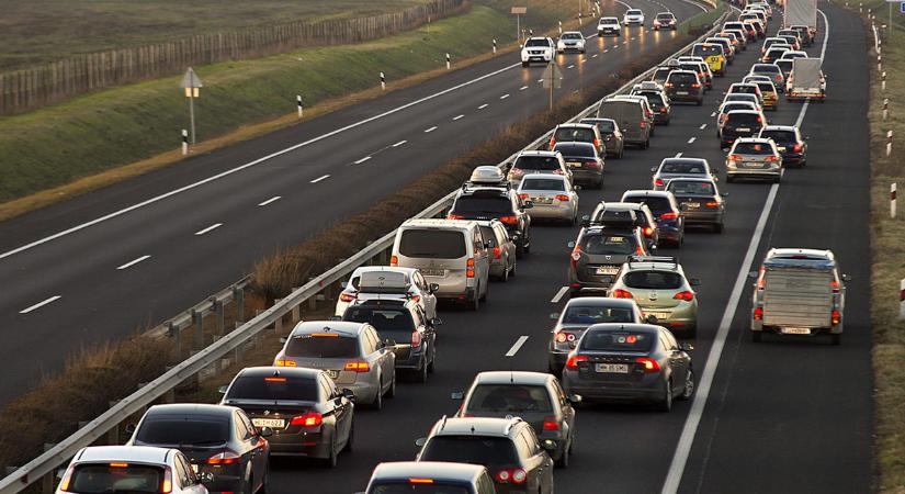 Nagy változás jön az M7-es autópályán, ez minden autóst érint