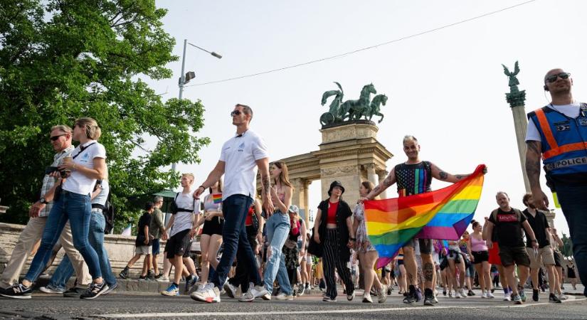 A rendőrség ismét megtiltotta a szivárványos felvonulást