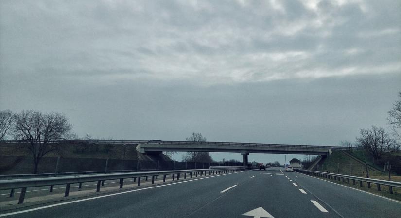 Fontos bejelentés jött az M7-es autópályáról: erre készülj, ha a Balatonra mész a nyáron
