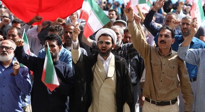 „Valakinek meg kellett tennie”– izraeli történész az Irán elleni csapásról