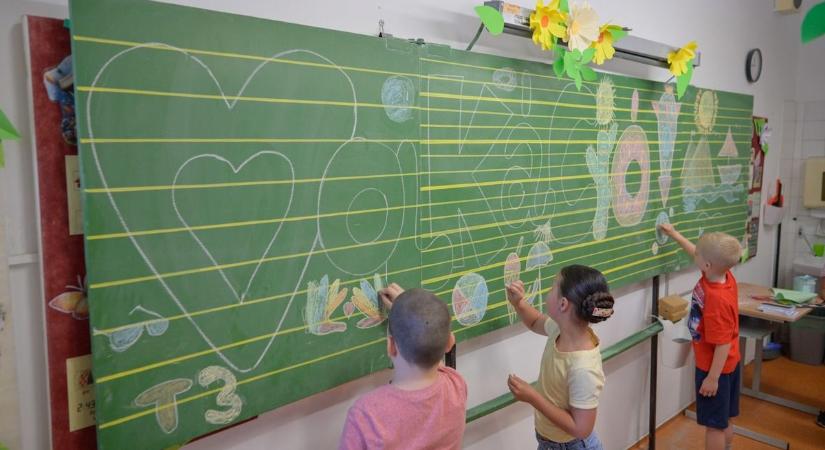 A vakáció már a láthatáron van, de addig még van egy csavar