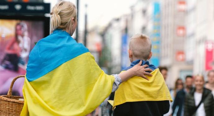 Az Európai Unió 2027-ig meghosszabbítja az ukrán állampolgárok ideiglenes védelmét