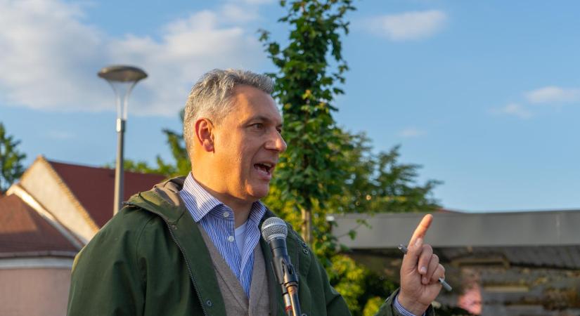 Lázár János minisztériumában minden dolgozót felszólítottak, hogy vegyen részt az Ukrajna-ellenes szavazáson