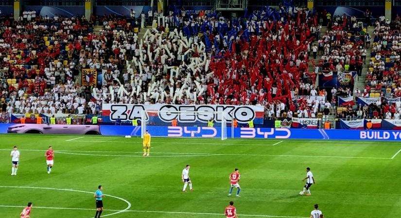 Botrány a cseh szurkolók elszállítása körül – közlekedési káosz a dunaszerdahelyi U21-es meccs után