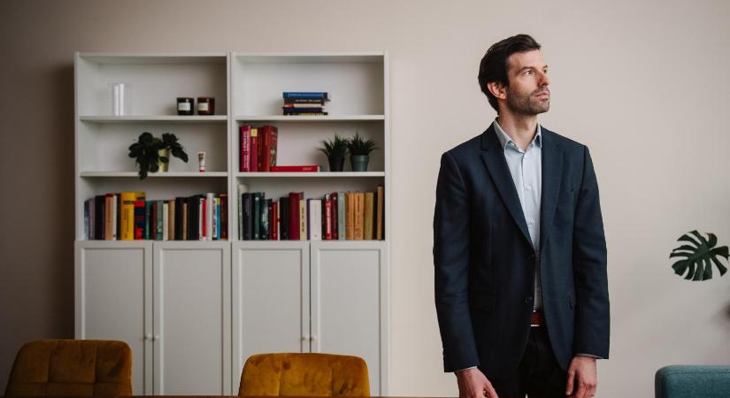 Fegyelmi eljárás indult Fekete-Győr András ellen, lemond a pártalapítványi elnökségről