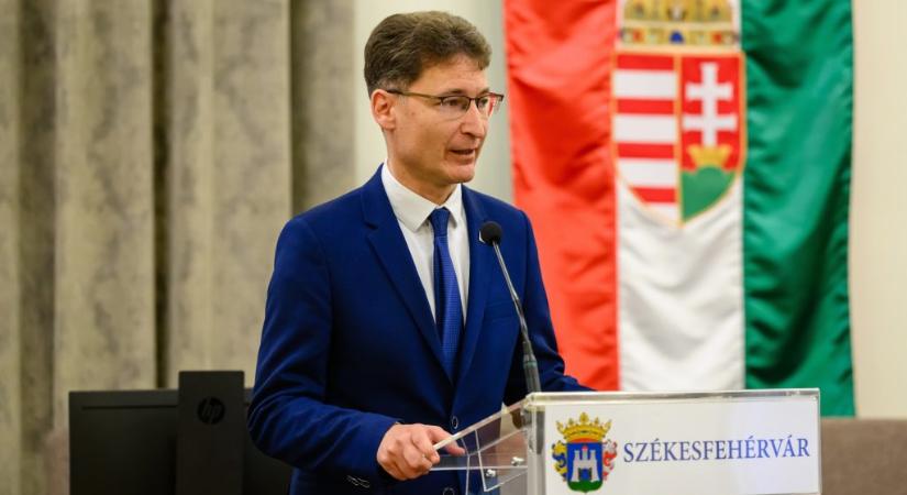 Cser-Palkovics András: Ha az önkormányzatoknak ki kellene vonulniuk az élsport támogatásából, akkor az egész magyar sport omlana össze