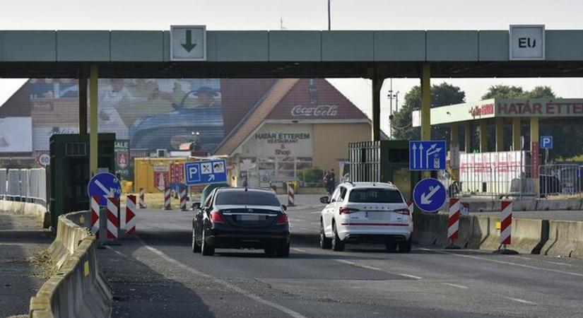 Már a határnál véget érhet a nyaralás, ha nincs nálad ez a kis könyv
