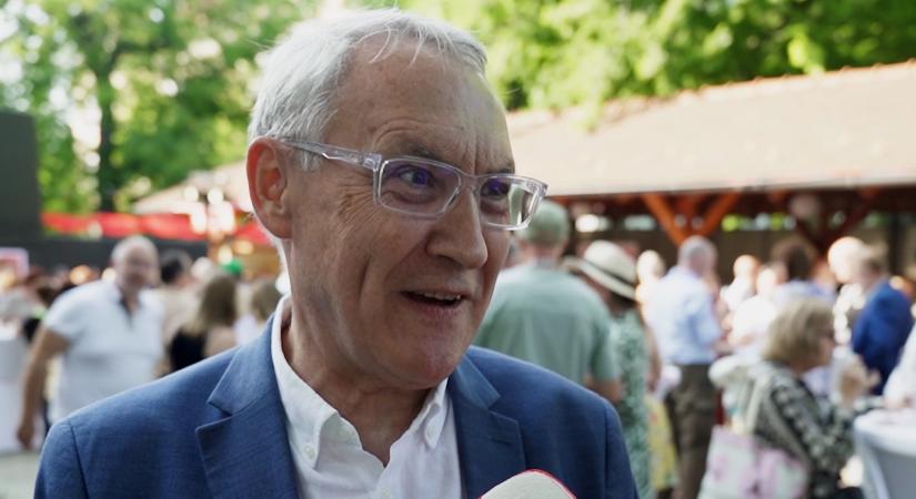 Magyarországon gyorsan változnak a jogszabályok, de még így is egy kedvező piac Svájcnak - így vélekedik a nagykövet - videó