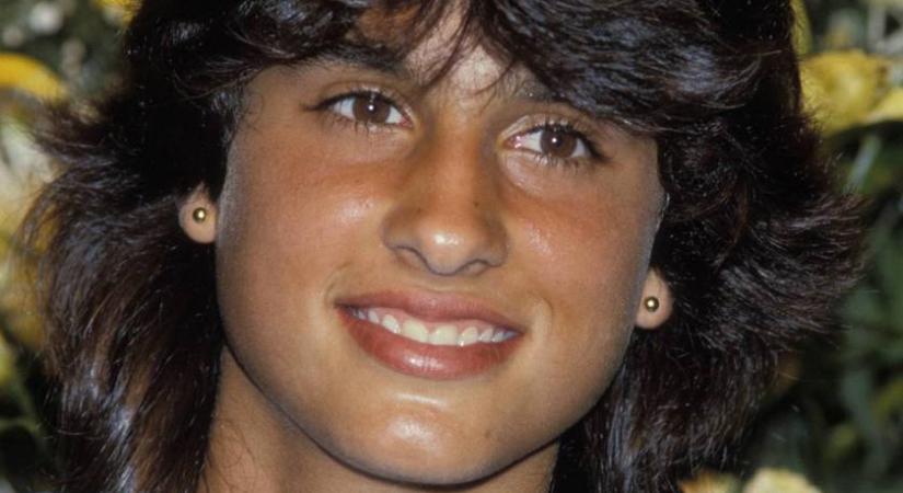 Az 55 éves Gabriela Sabatini minden eddiginél dögösebb: szexi dekoltázzsal pózolt az egykori teniszklasszis