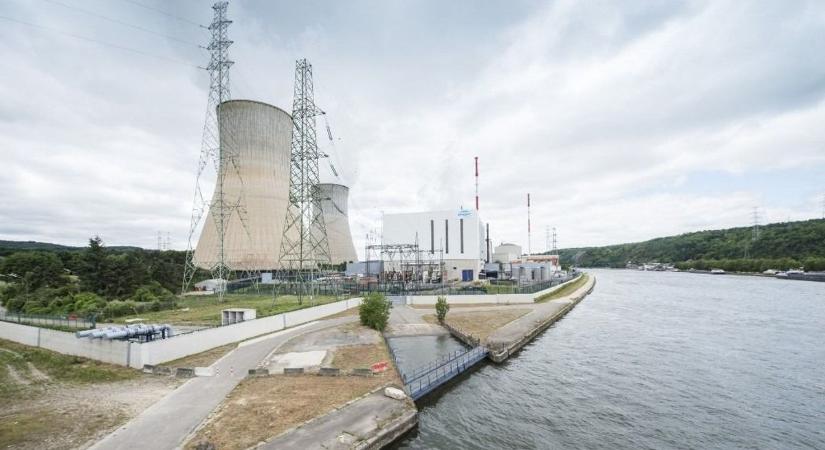 Eljött az atomenergia reneszánsza Európában: végre Brüsszel is beadja a derekát