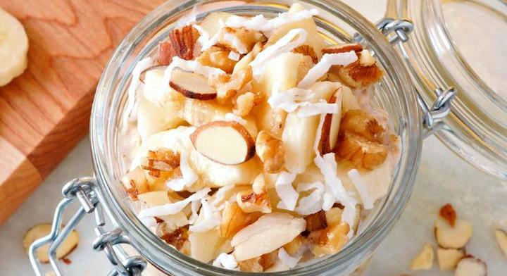 Egyéjszakás banános, kókuszos zabkása: tejmentes recept
