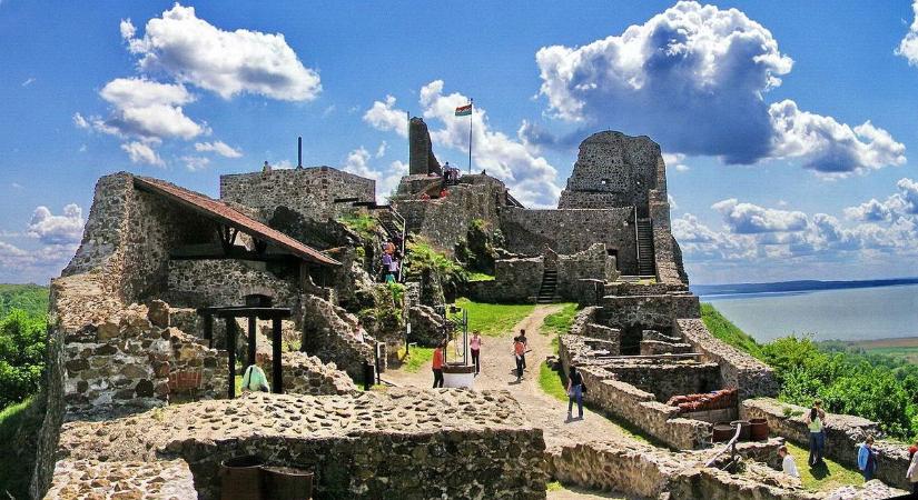 Levendulaillat, filmek, fesztiválok – Nyolc kihagyhatatlan júniusi program a Balaton partján
