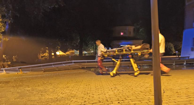 Eszméletlen lányt találtak a pécsi belvárosban
