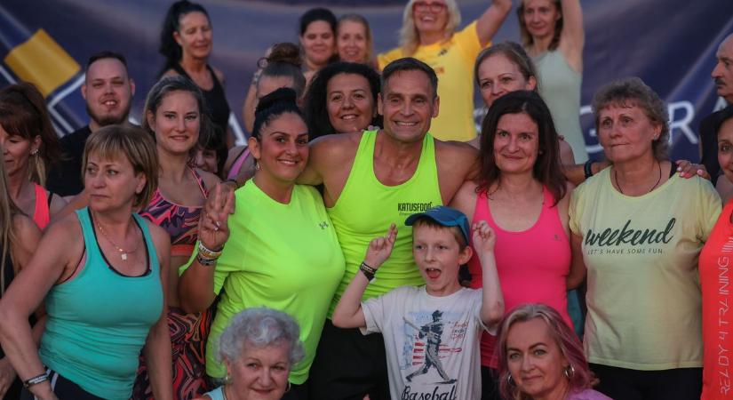 Egész éjjel sportoltak a Mozgás Éjszakáján: itt vannak a képek