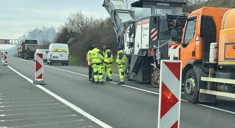 Leállították az M7-esen tervezett felújításokat, hogy elkerüljék a nyári dugókat