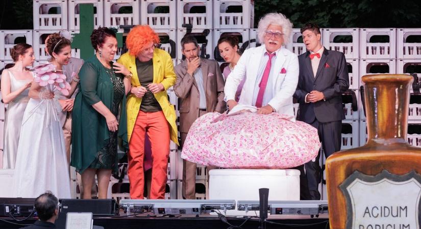 Gördülő Opera, gördülő taps – varázslatos estét hozott A csengő Tatára