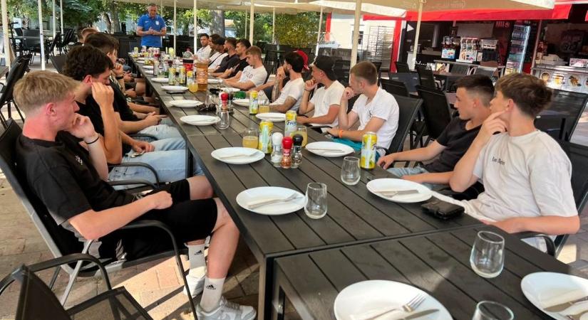 Elbúcsúztatták a szezont a baranyai csapatok