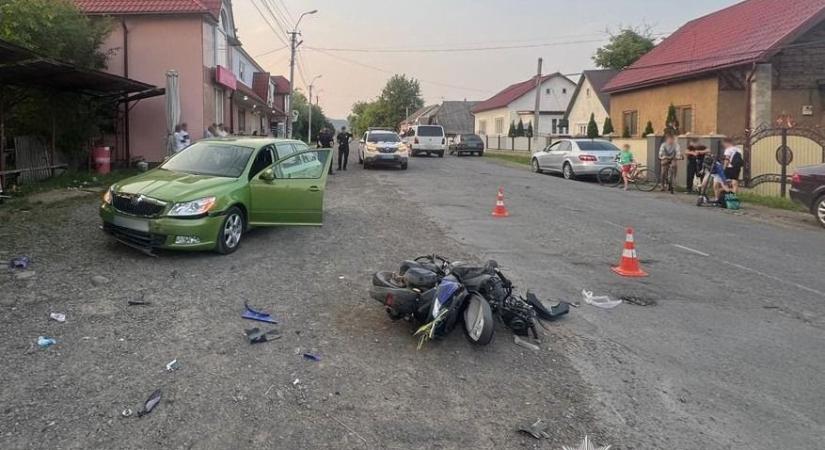 Robogó és személygépkocsi ütközött Nyágovón
