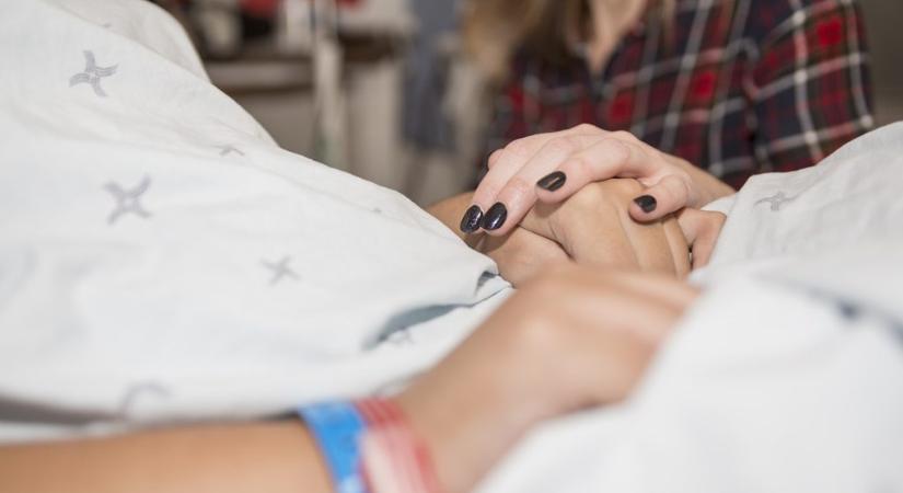 Az éhhalált választja a gyógyíthatatlan betegségben szenvedő brit anya