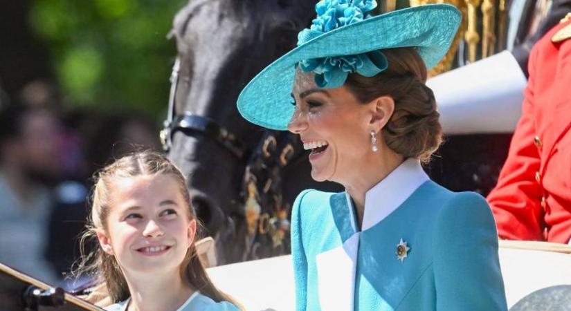 Katalin hercegné elegáns türkizkék ruhában: így jelent meg a Trooping the Colour ünnepségen