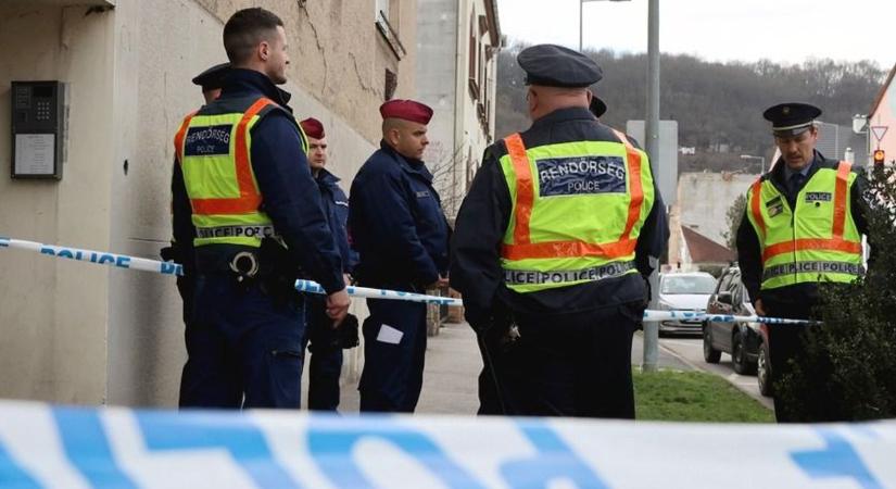 TNT-t találtak a belvárosban: több kiló, különösen veszélyes robbanóanyag került elő a társasházból