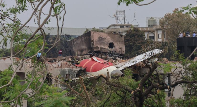 Air India-légikatasztrófa: megdöbbentő elmélettel állt elő a szakértő