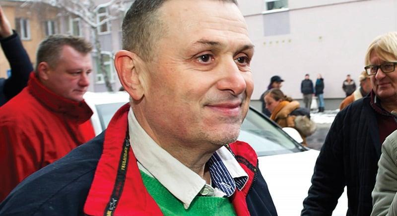 Durva bírságot kapott Galambos Lajos, több százezerrel húzták le a népszerű zenészt – ezért