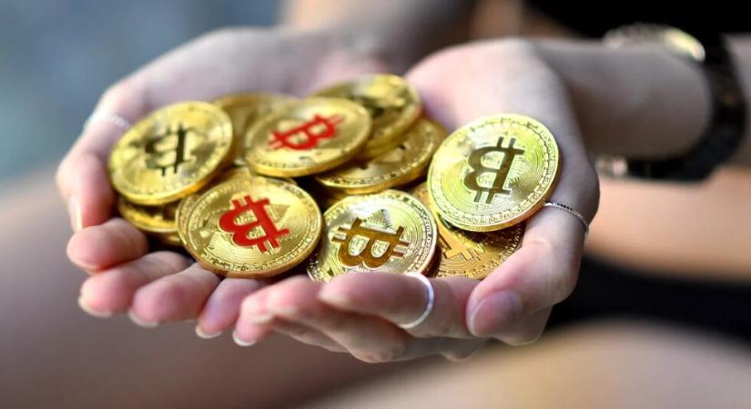 Most már a nagy kriptós projektek is Bitcoin-tartalékot akarnak