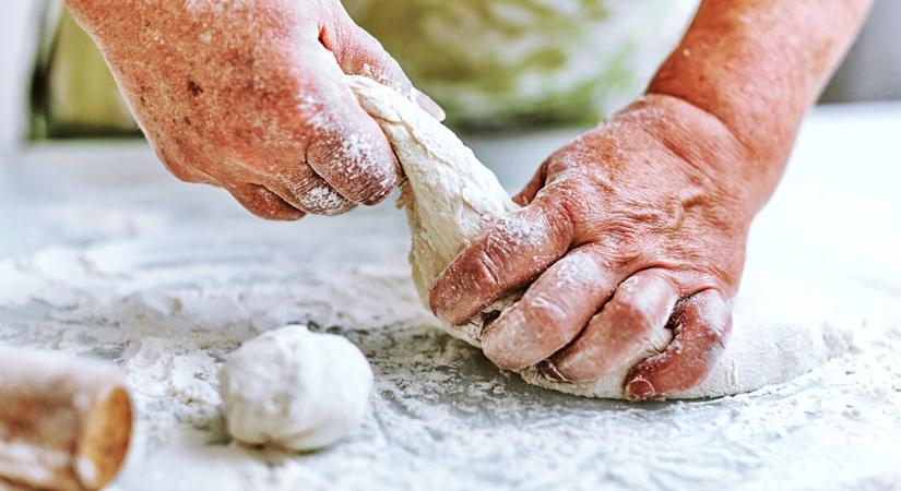 A lángos, amit a nagymamám 60 éve így csinál: most elárulom a recept titkát