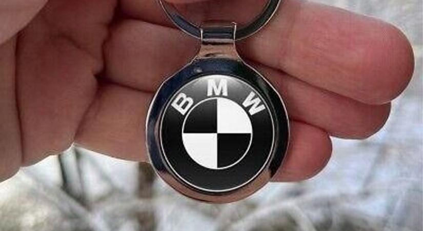 Ilyen olcsón még senki nem vett BMW-t, ráadásul gyönyörű a járgány