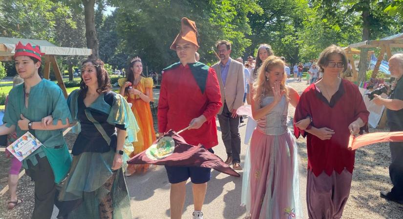 Tündérek és manók a kertben - Nagykorú a Tündérfesztivál – fotók, videó