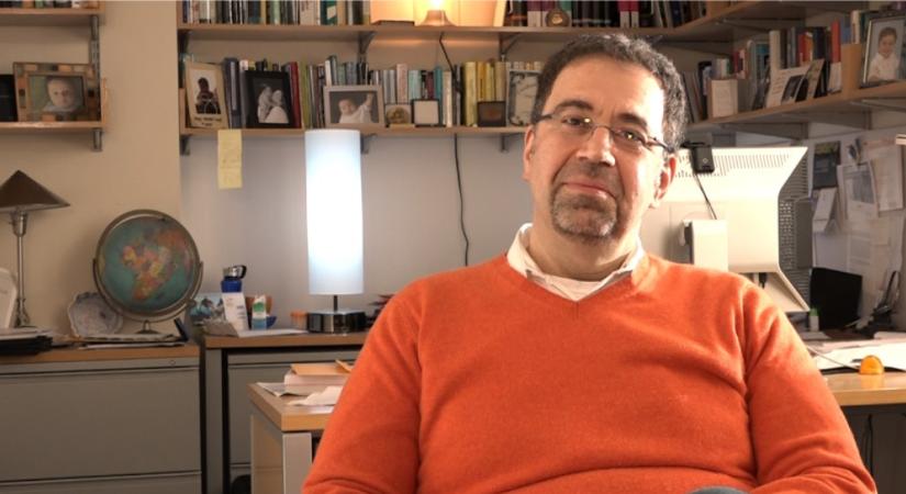 Nobel-díjas tudós: ezt teheti velünk a mesterséges intelligencia