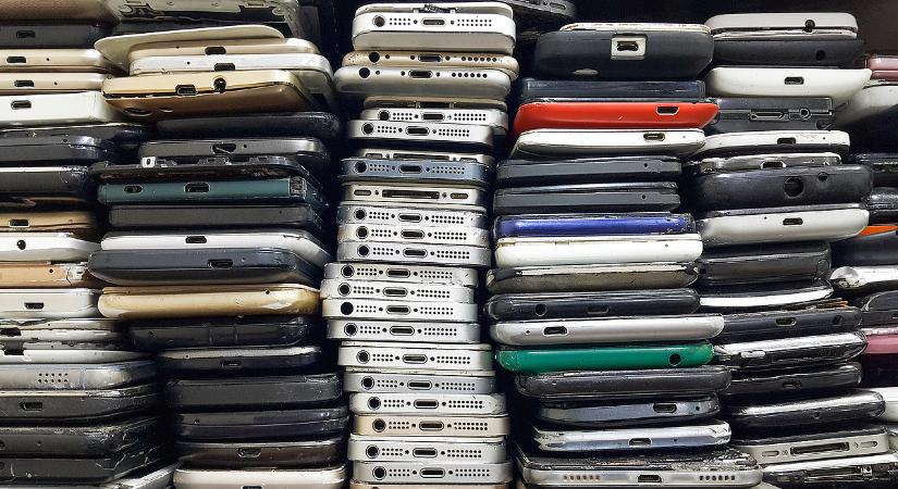 Egy vagyont érhetnek ezek a telefonok, ha nálunk is lapul egy belőlük