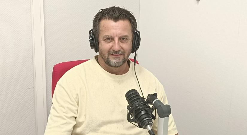 Először árulta el a karcagi sikeredző, mi hangzott el a sorsdöntő tizenegyesrúgásnál