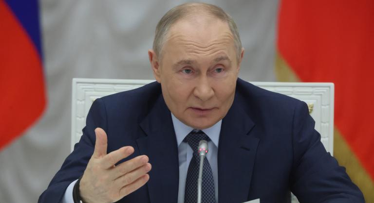 Hatalmasat kaszálhat Vlagyimir Putyin, az iráni olajválság megmentheti Oroszországot