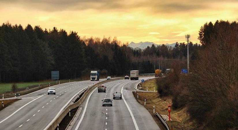 Rengeteg a közúti kihágás az autópályákon is