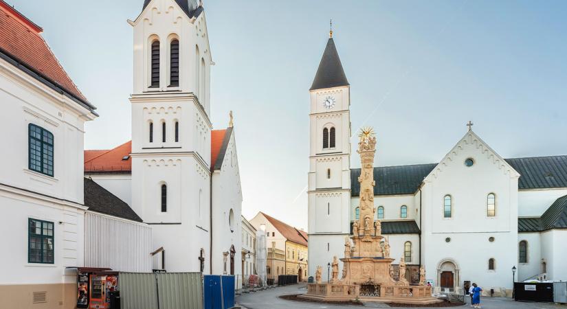 A veszprémi várnegyed újjászületése