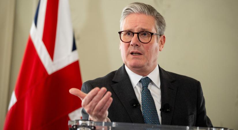 Starmer: Nagy-Britannia nem tervezi csapatok Ukrajnába küldését az USA garanciái nélkül
