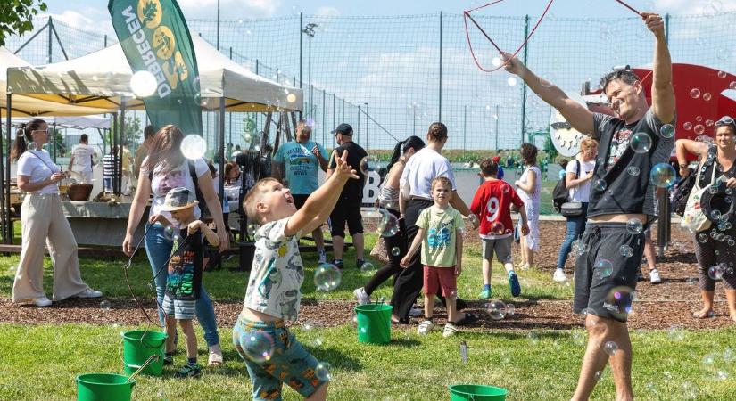 Ugrálóvár, óriásbuborékok és fantasztikus hangulat Józsán