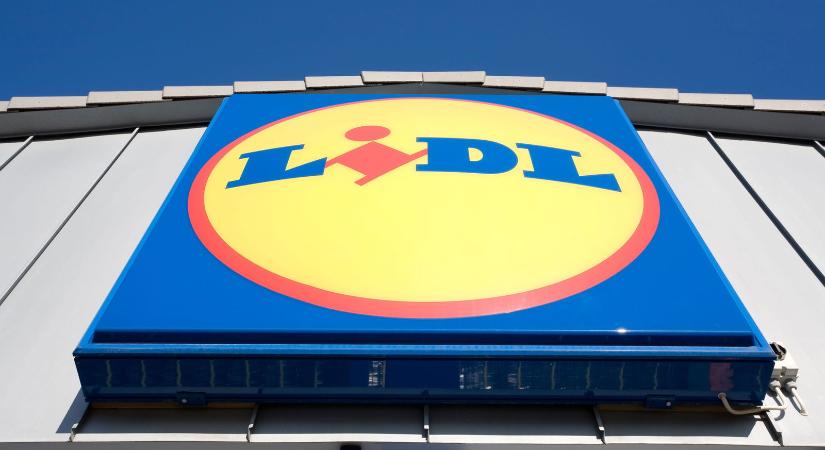 Alaposan keresztbe tett a Hervis a Lidlnek, elhappolják a vásárlókat