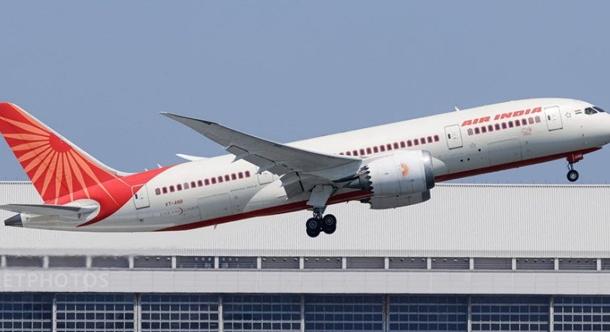 A Boeing részvényei 8%-ot estek az indiai repülőgép-szerencsétlenség után