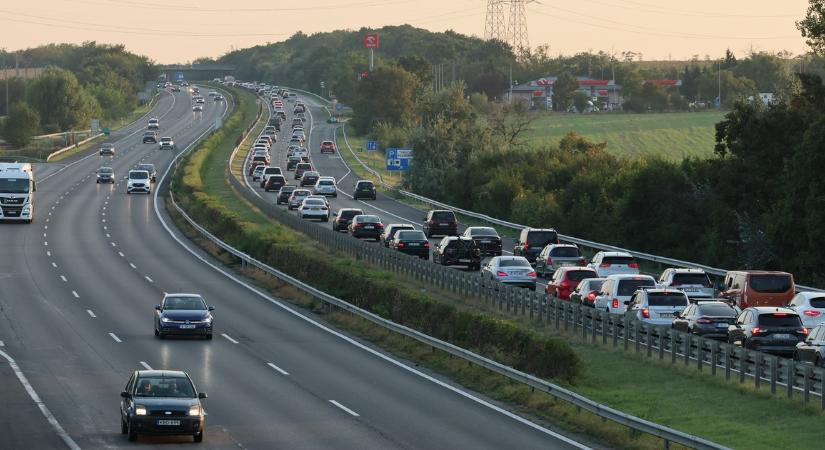 Nyárra leállnak a munkagépek az M7-es autópályán, de még nem ér véget a felújítás