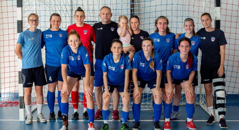 Történelmi siker kapujában a női futsalosok – szezonösszefoglaló