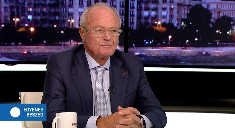 Bocsánatot kért a kormányszóvivő, Medgyessy beleszállt Gyurcsányba