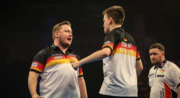 Kiestek az angolok már a dartsvilágbajnokság nyolcaddöntőjében
